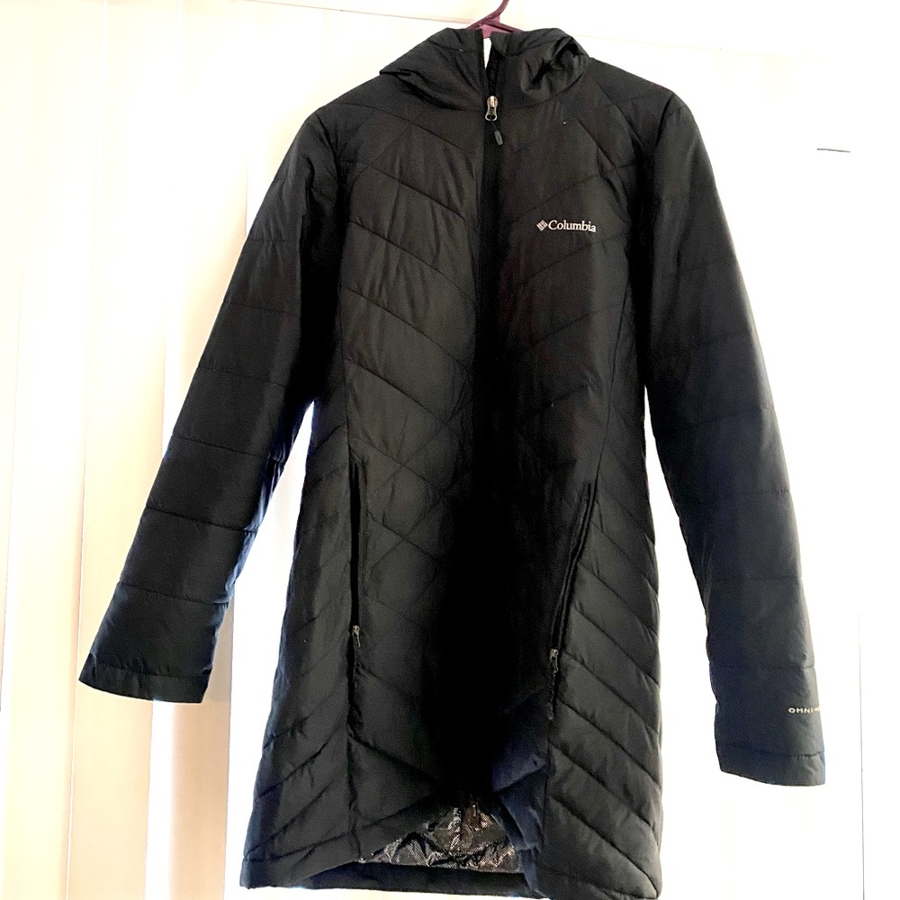 Women’s black Columbia Omni-Heat jacket. Has a few red paint spots